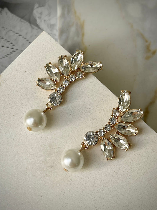 Glam Team Jewel & Pearl Earrings